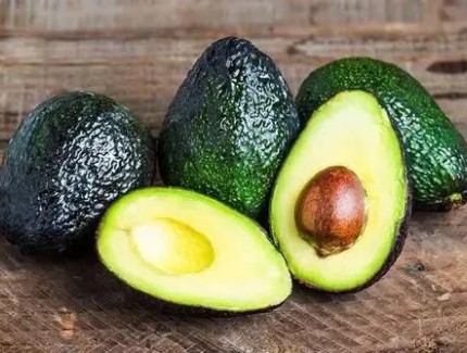 牛油果的功效与作用（牛油果的功效有哪些）