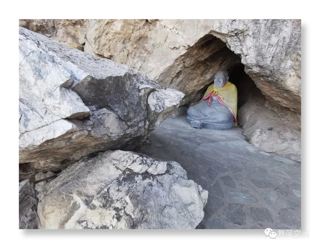 千灵山,北京西南第一崇山,春光无限