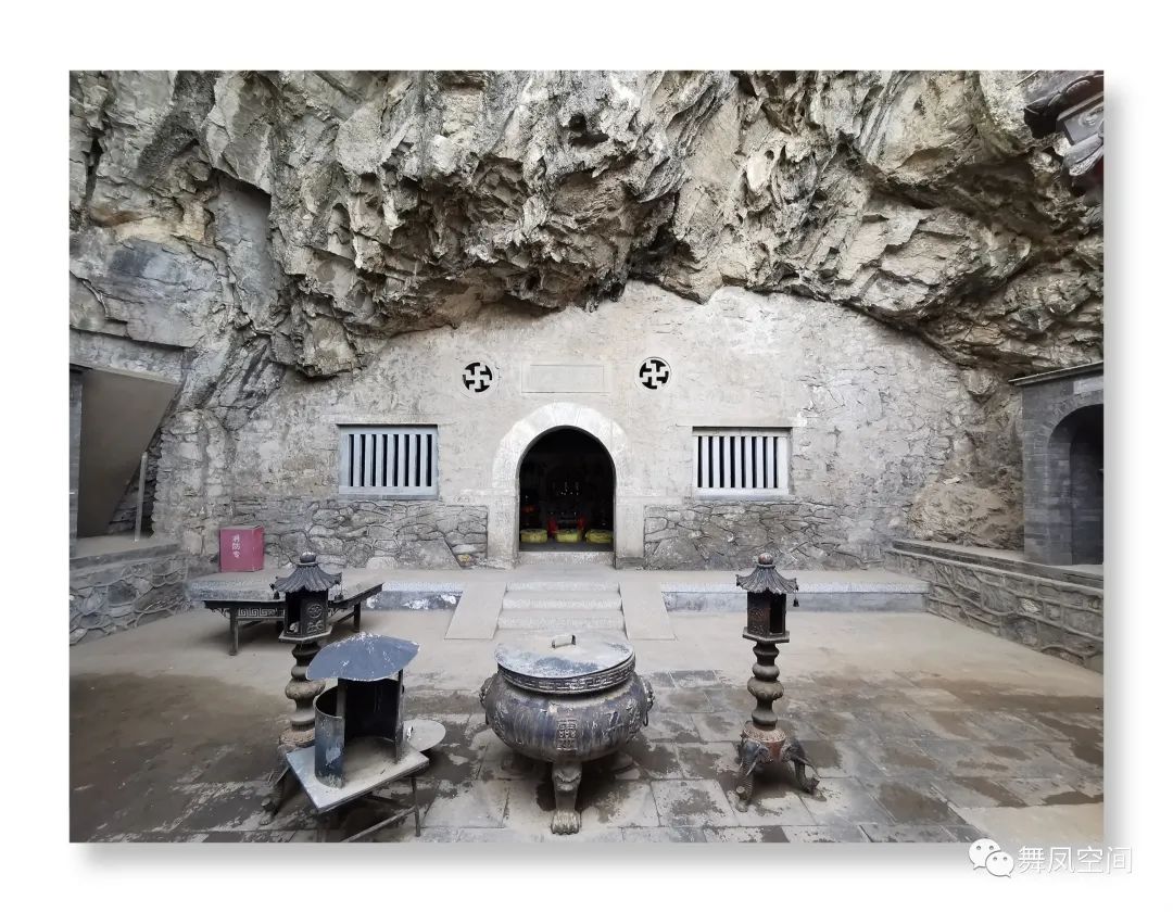 千灵山,北京西南第一崇山,春光无限