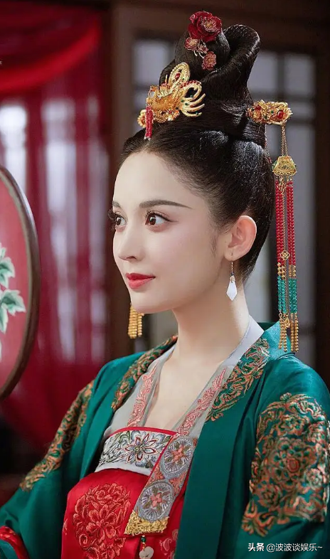 两年一度的金鹰女神火热来临了,六位90后小花呼声高,你最期待谁