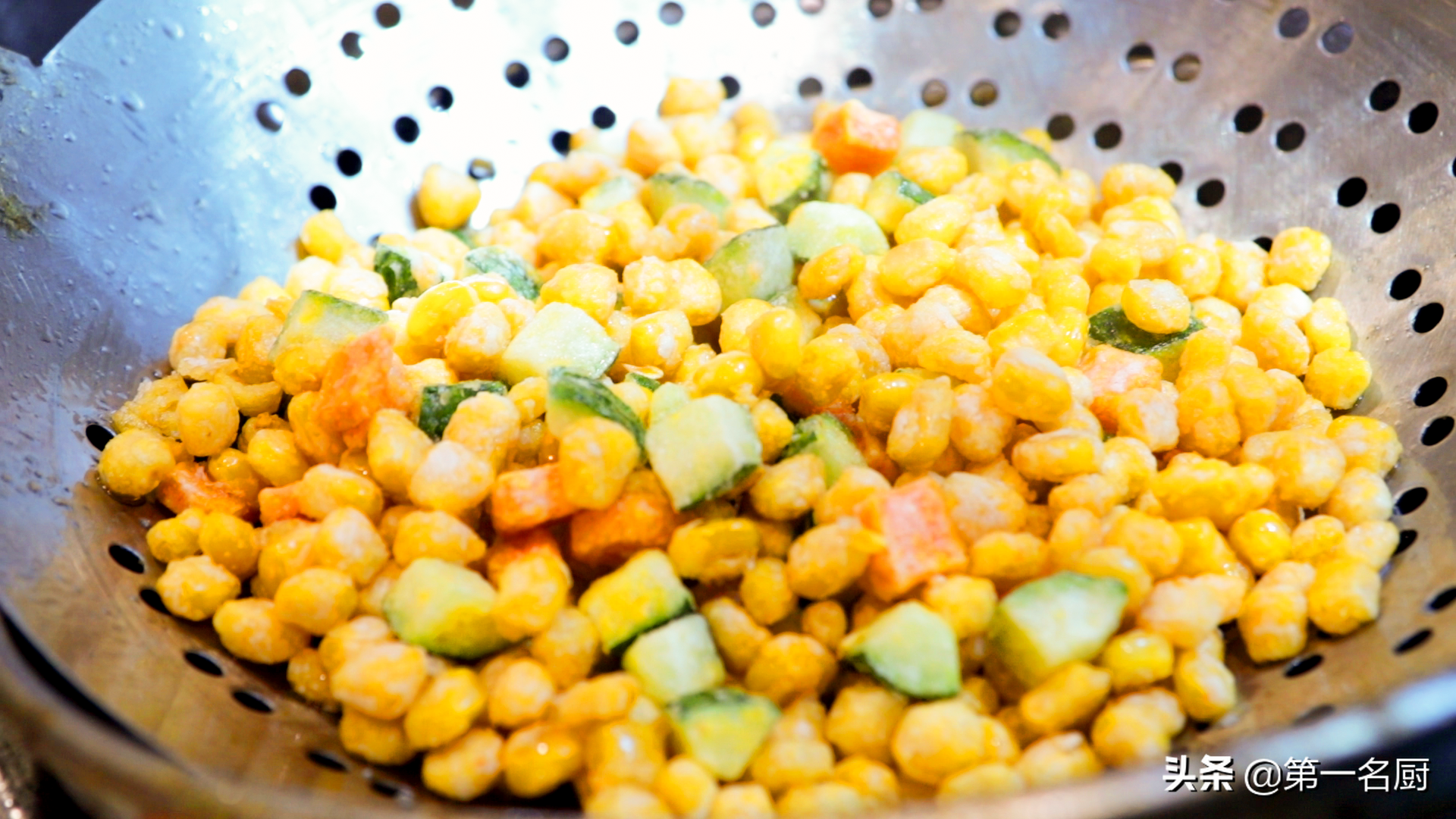 孩子学习用眼多，多给孩子做这8道菜，富含“叶黄素”，明目护眼