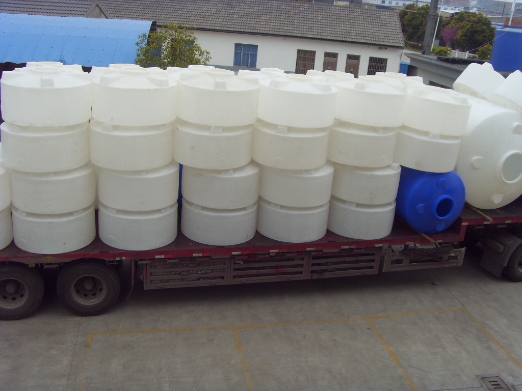 吉祥带爬梯塑料水箱 3吨消防水桶 消防水箱