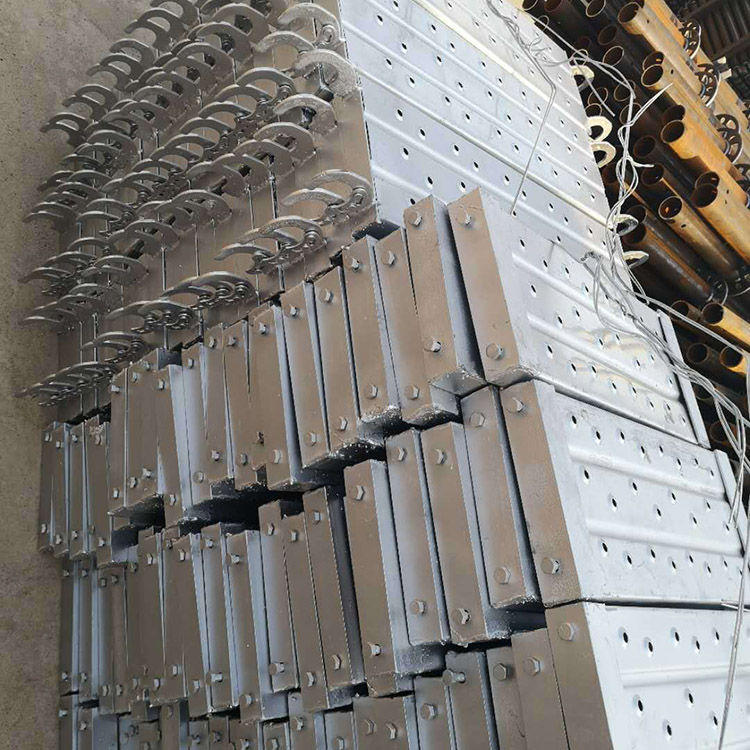 工地脚手架定制 兴达 工地脚手架批发 出售脚手架 大量出售