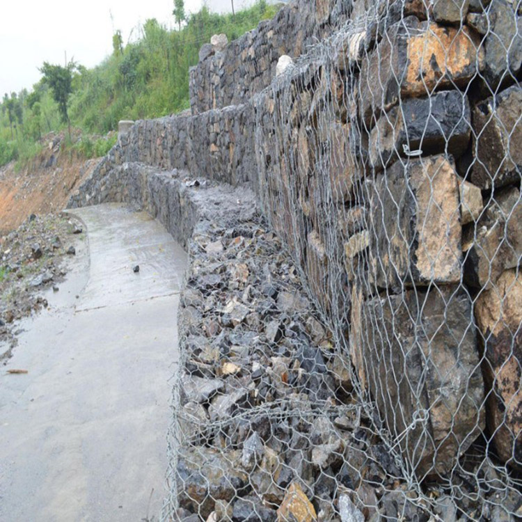石笼网围栏 包塑石笼网 昌邦 园林景观石笼网 美观大方