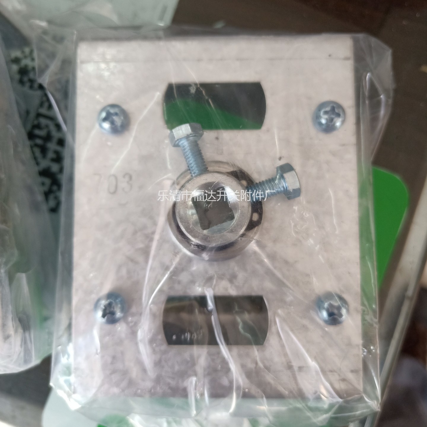 供应塑壳断路器附件适配正泰NM1德力西 CDM1天正TGM1 631250型手操机构欢迎厂家长期选购2022热卖量大价优