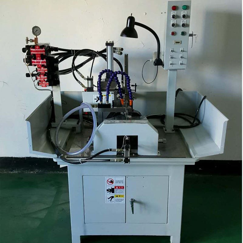 金机昌自动剖沟机,CTM自动剖扁机,自动剖槽机,铣方铣扁机,自动化二次加工机,一字槽十字槽机