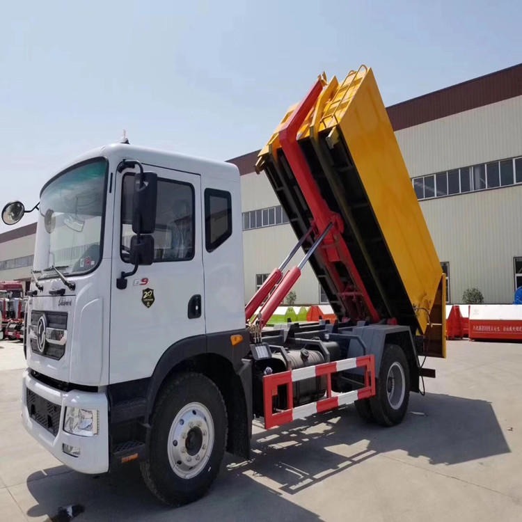 东风牌3立方钩臂垃圾车 CLW5180ZXXD5型车厢可卸式垃圾车
