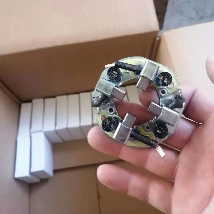 电机刷架总成 电刷架可批发 碳刷架厂家 派源 欢迎致电洽谈