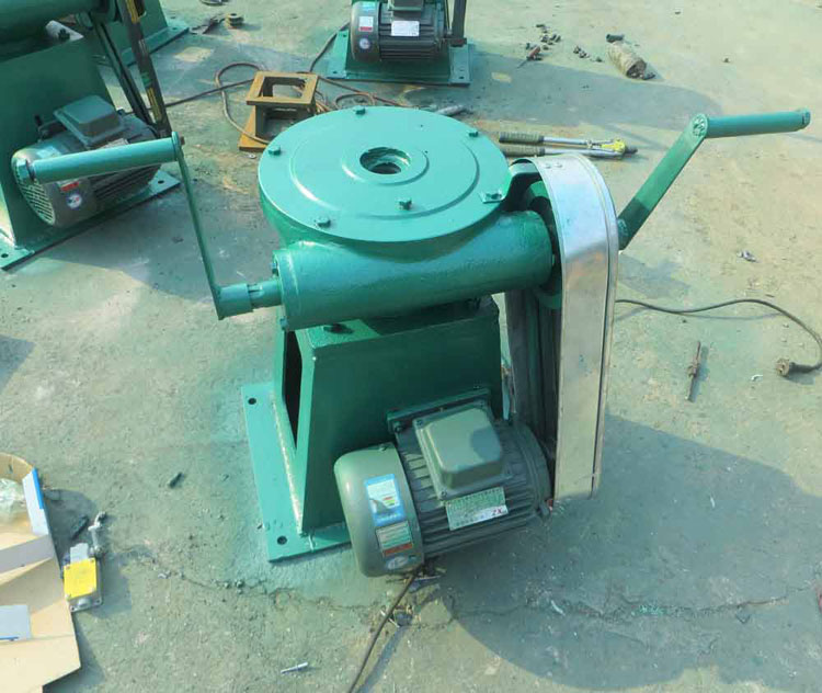 雲瑞水利欢迎顾客选 直联式启闭机供 厂家直供手摇启闭机 欢迎订购