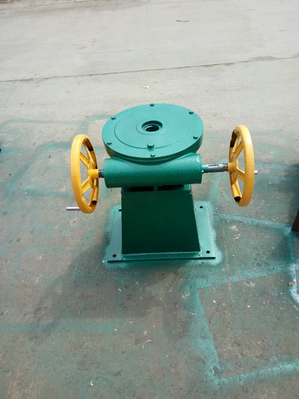 雲瑞型号齐全可定制 直联式启闭机供 LQ型侧摇式启闭机 现货供应